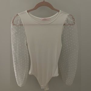 White, puff sleeve body suit